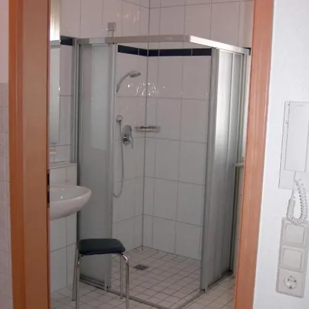 Gaestehaus Zum Nummer 1 Apartment