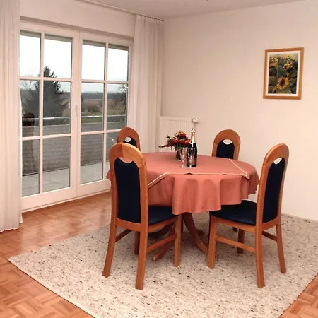Apartment Gaestehaus Zum Nummer 1 Bad Buchau