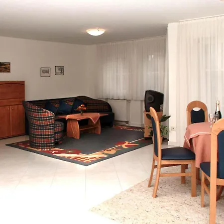 Gaestehaus Zum Nummer 1 *